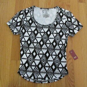 NO BOUNDARIES WOMENS JUNIORS SZ M (7 / 9) T-SHIRT BLACK WHITE AZTEC CROP TOP NWT